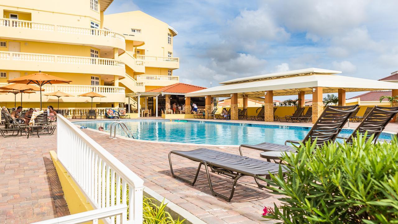 La Quinta Beach Resort Palm Beach Exterior photo